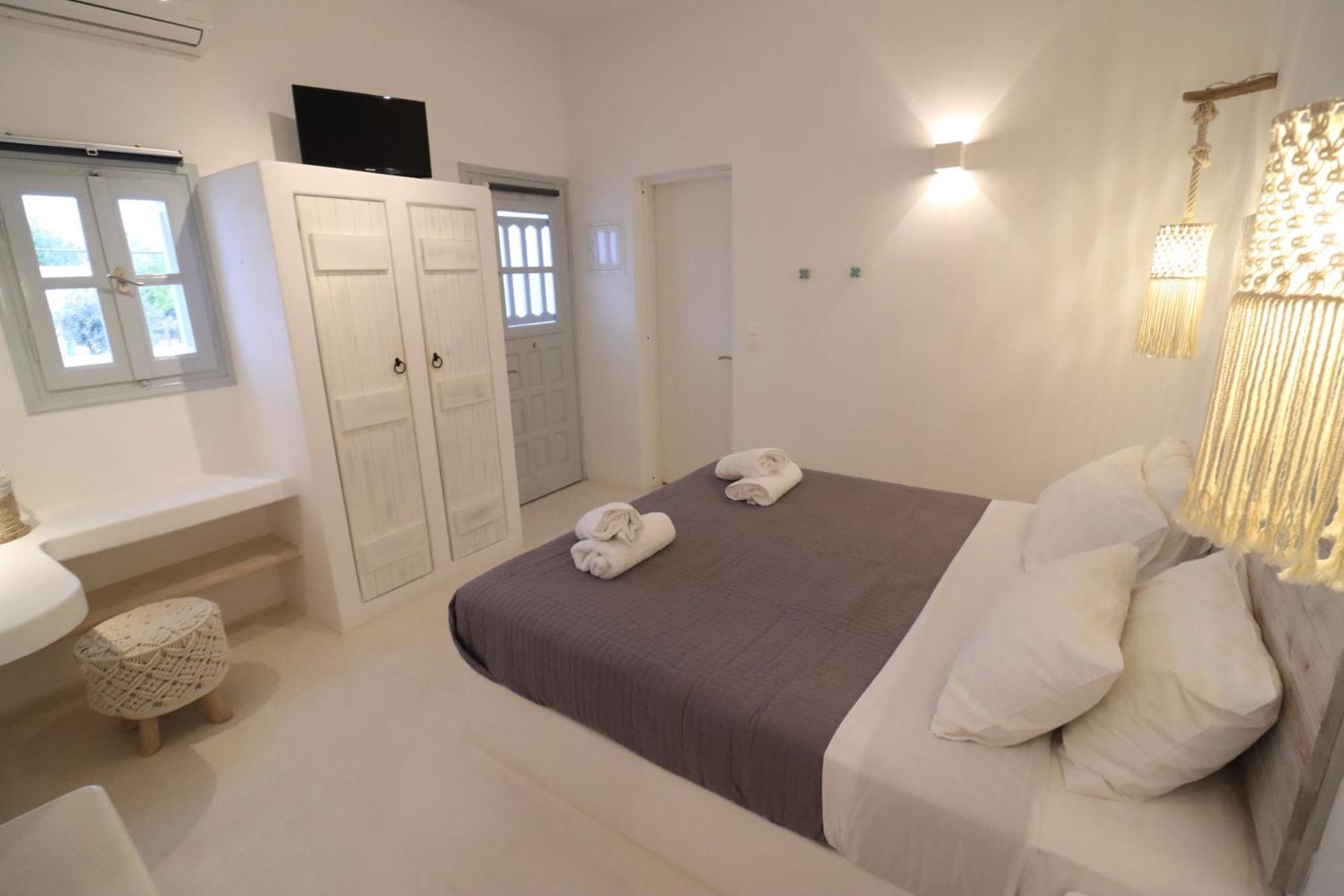 Flisvos Beach Studios Naxos City Bagian luar foto